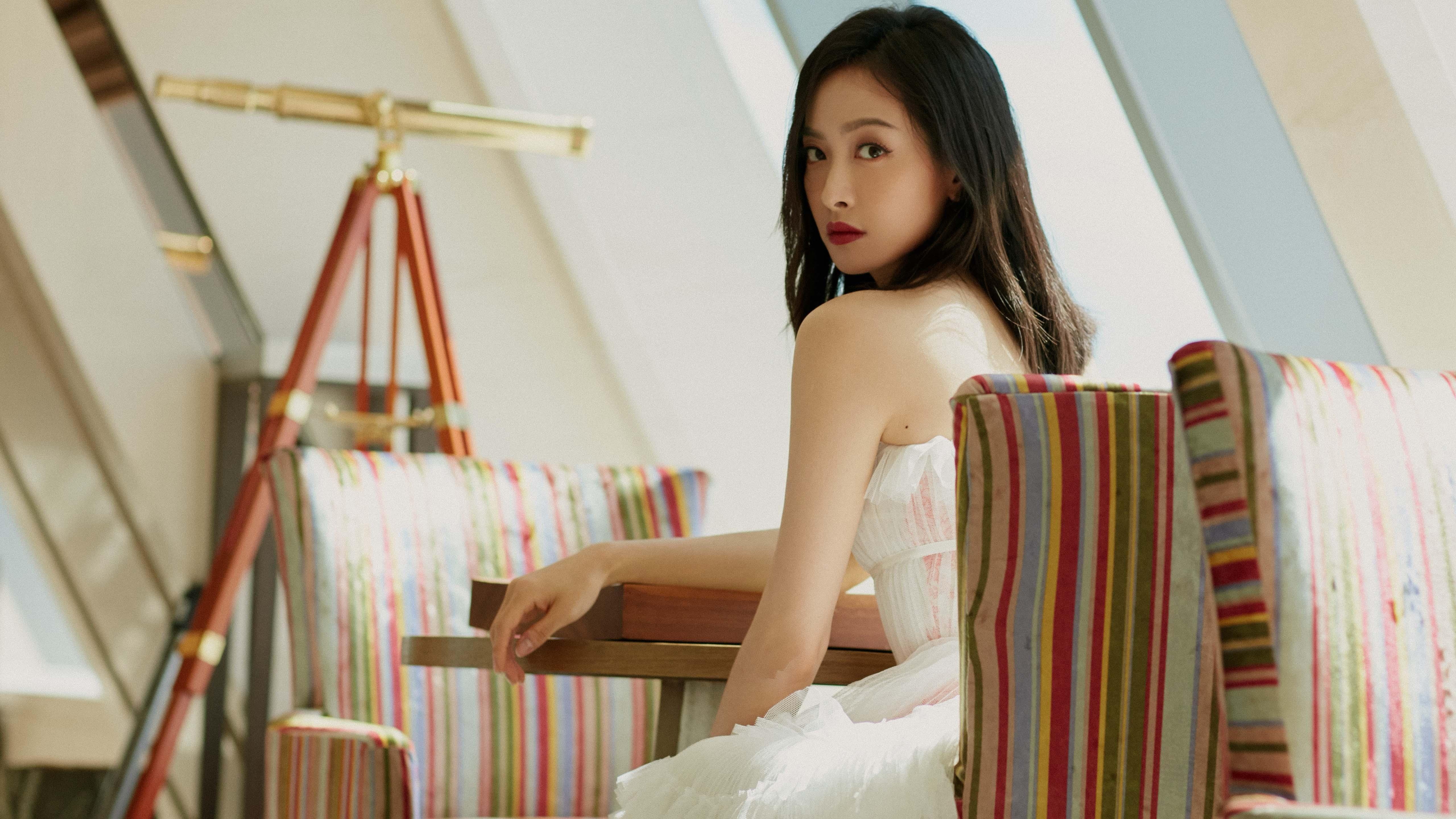 校园篮球教师研讨会聚焦课程设置与竞赛机制改革,篮球教研活动